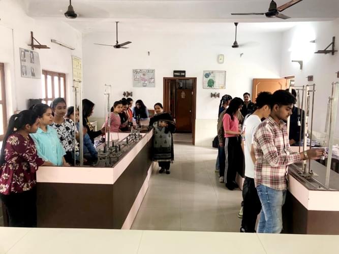 Banarsi Dass Arya College Jalandhar Campus Life photo 1