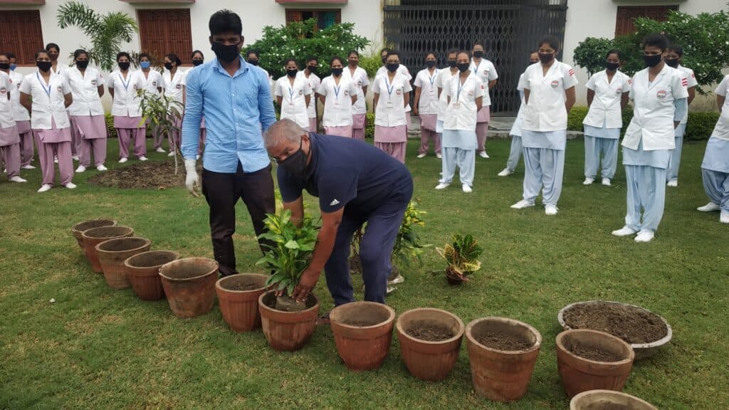 Sanik College Of Nursing & Paramedical & Hospital Mau Events & Campus photo 4