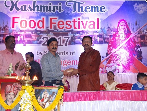 Manju Institute of Technology Satara Food Festival photo 5