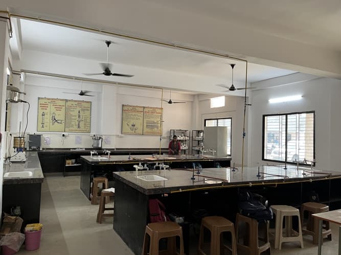 Shri. K. R. Pandav Institute of Pharmacy Nagpur Labs photo 15
