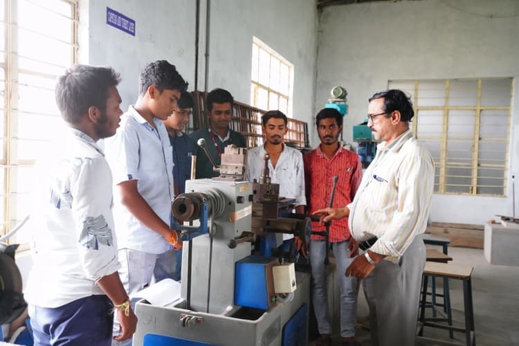 Ellenki College of Engineering and Technology Hyderabad Facilities photo 9