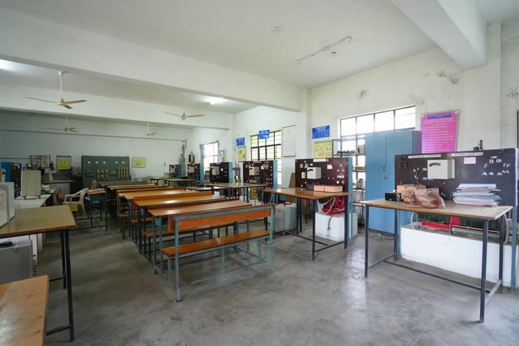 Ellenki College of Engineering and Technology Hyderabad Facilities photo 14