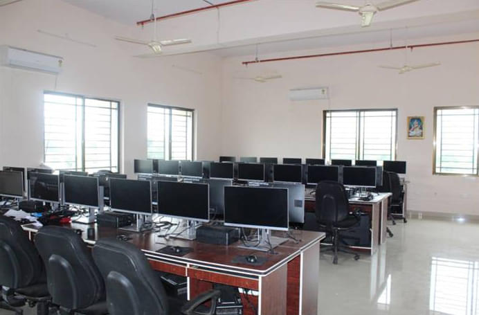 CIPET: Centre for Skilling and Technical Support Chandrapur Infrastructure photo 1