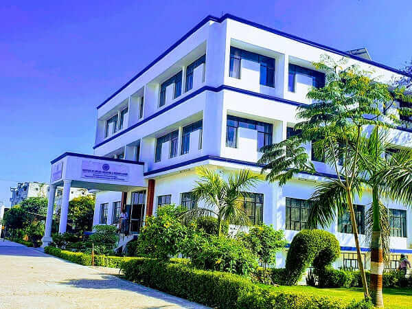 IAMR College Meerut Campus photo 1