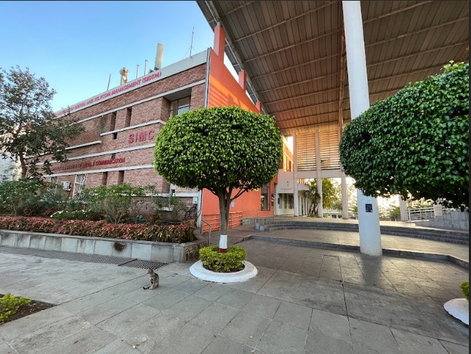 Symbiosis Institute of Digital and Telecom Management Pune Academic Building from Outside photo 4