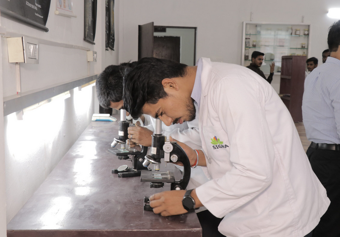 SIGNA Colleges Kanpur Labs photo 2