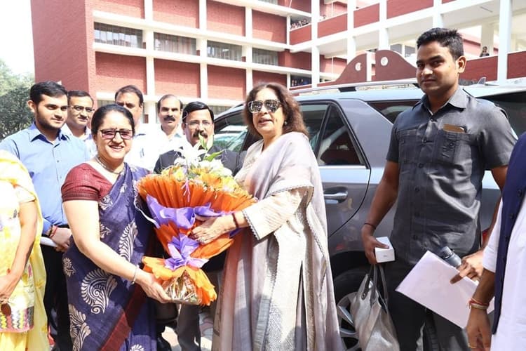 Mehr Chand Mahajan Dayanand Anglo Vedic College for Women Chandigarh Events photo 6