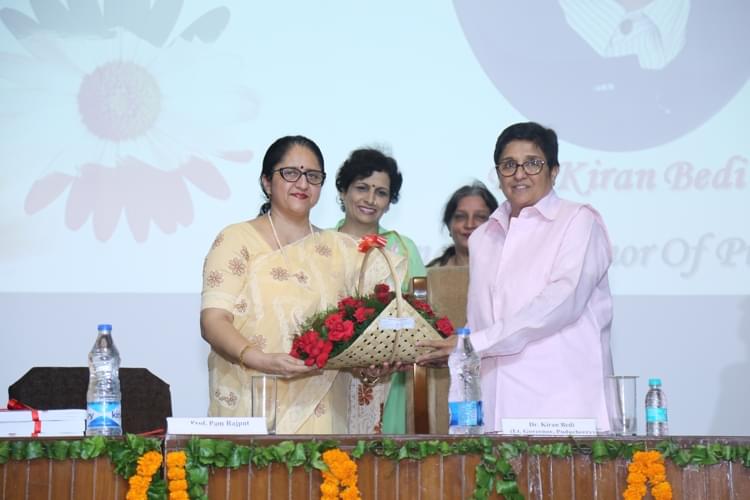 Mehr Chand Mahajan Dayanand Anglo Vedic College for Women Chandigarh Events photo 18