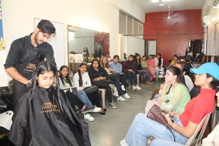 Mehr Chand Mahajan Dayanand Anglo Vedic College for Women Chandigarh Events photo 44