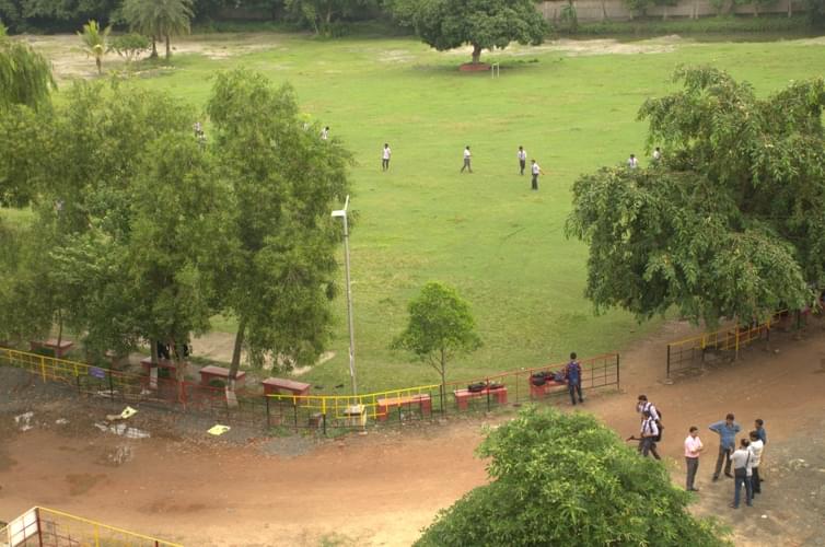 Kingston Teachers' Training College Kolkata Playground photo 5