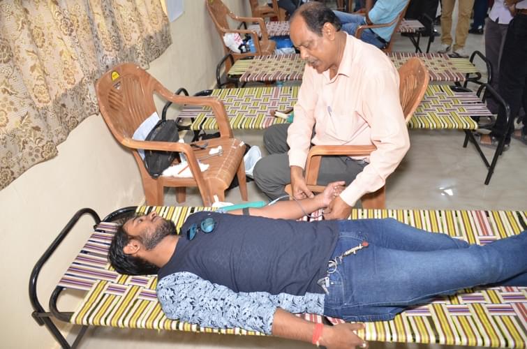 Kingston School of Management and Science Kolkata Blood Donation Camp photo 11