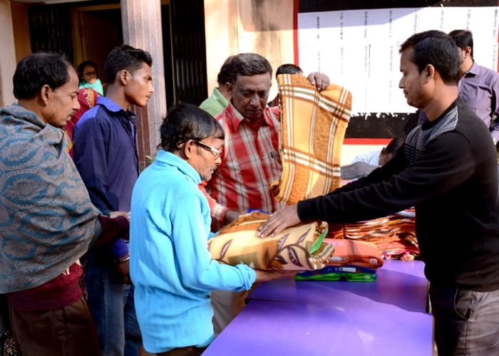 Kingston Polytechnic College Kolkata Winter Wear Distribution photo 3