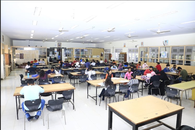 R.D. & S.H. National College And S.W.A. Science College Mumbai Library photo 4