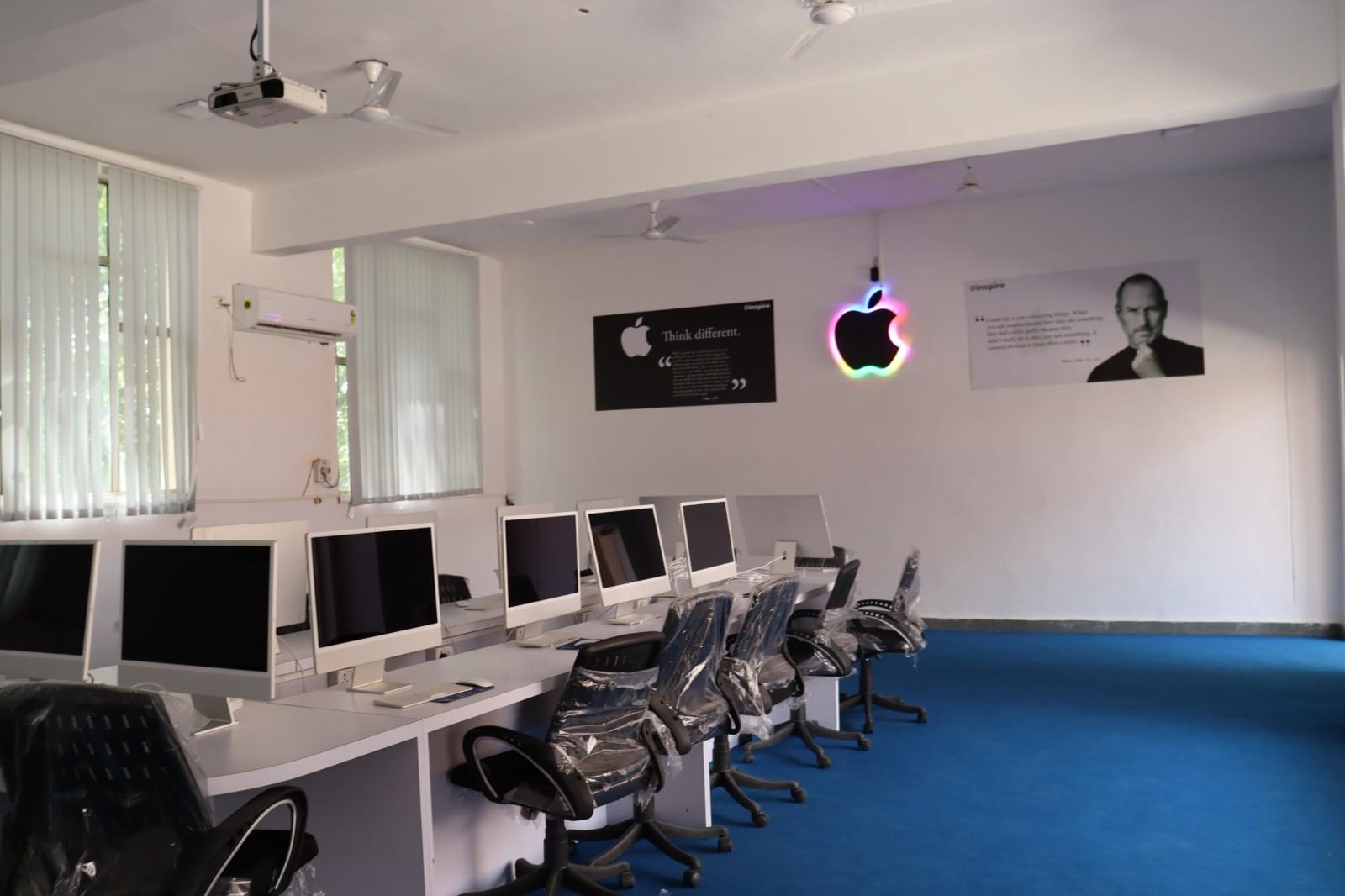 WCTM Apple Lab photo 3