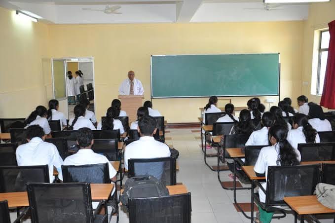 Sawkar Homoeopathic Medical College Satara Campus photo 1