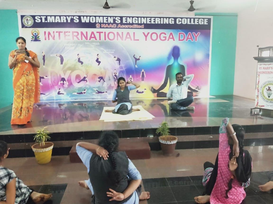 St. Mary's Women's Engineering College Guntur Yoga Day photo 2
