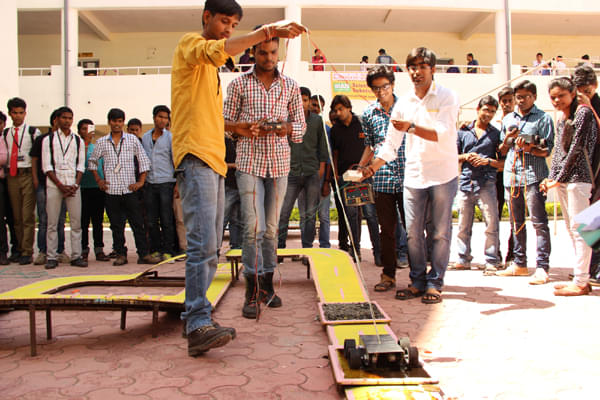 VNS Group of Institutions, Faculty of Engineering Bhopal Campus events photo 17