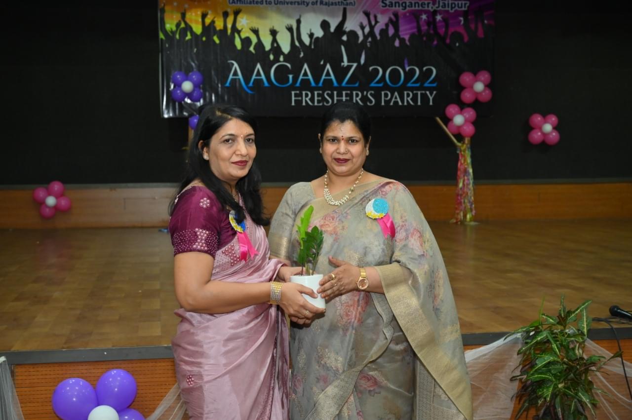 S.S. Jain Subodh Girls P.G. College Jaipur Fresher’s Party photo 5