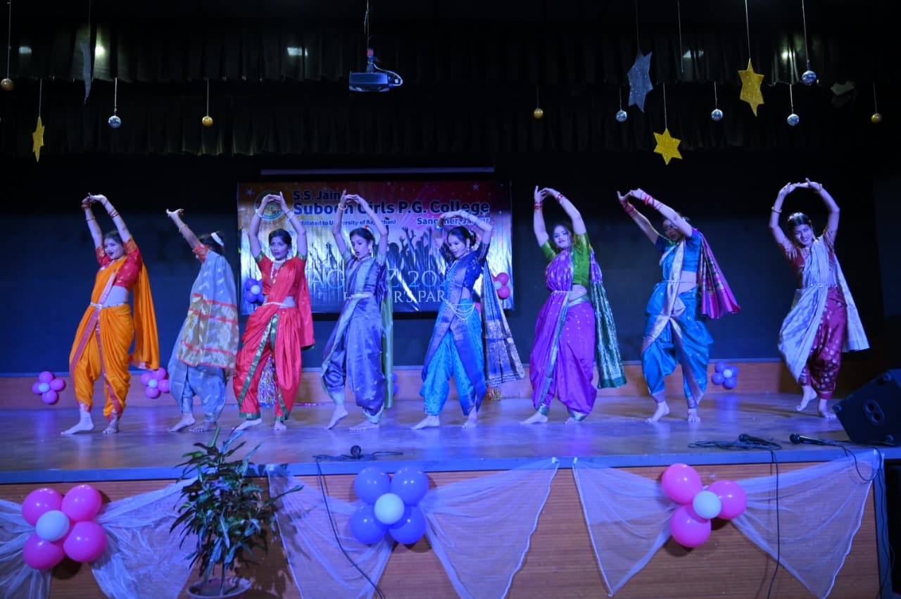 S.S. Jain Subodh Girls P.G. College Jaipur Fresher’s Party photo 8