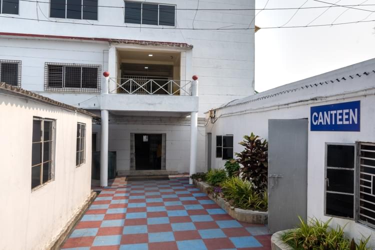 Bengal Institute of Technology Kolkata Academic Building photo 1