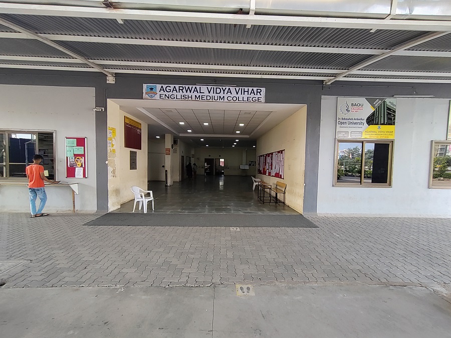 Agarwal Vidya Vihar English Medium College Surat Campus photo 4