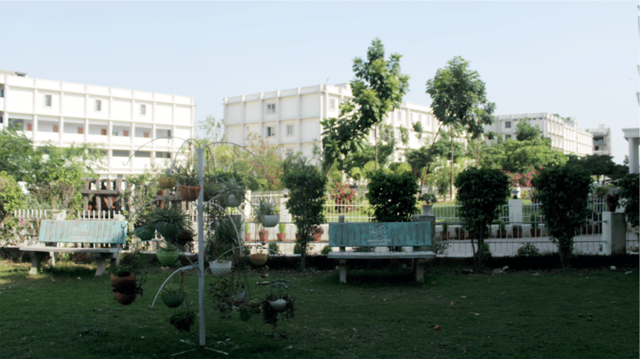 Gopal Narayan Singh University Academic building photo 8