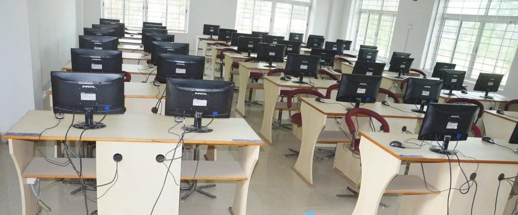 Sarojini Institute Of Technology Jamshedpur Computer Lab photo 2