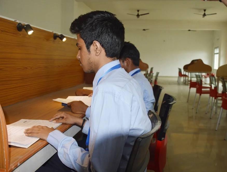 Sarojini Institute Of Technology Jamshedpur Library photo 2