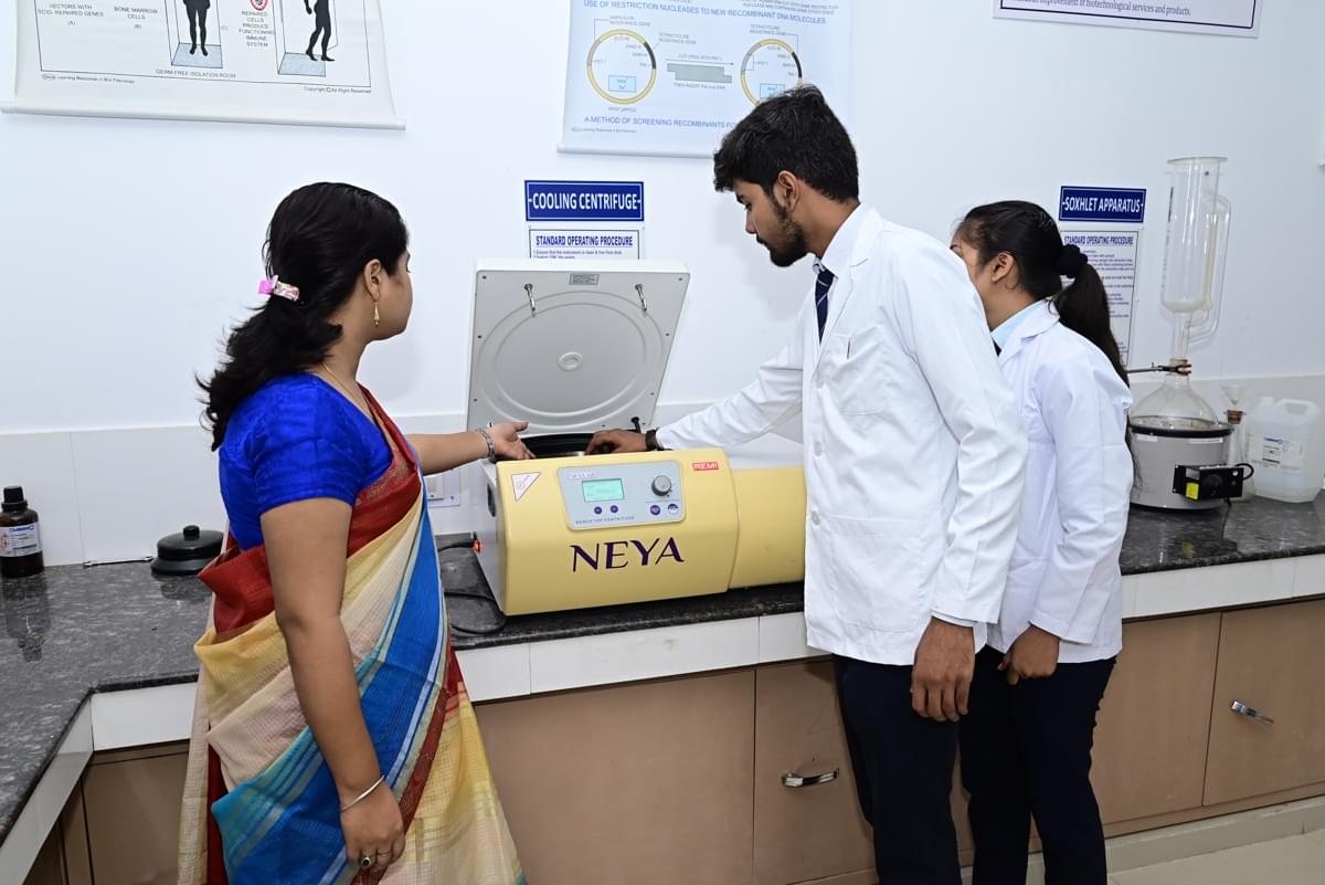 Bansal Institute of Engineering and Technology Lucknow Labs & Library photo 1