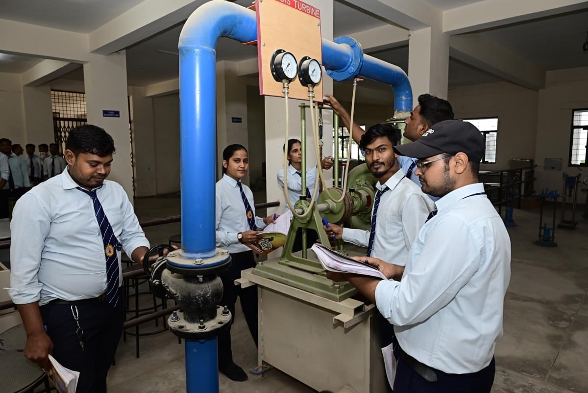 Bansal Institute of Engineering and Technology Lucknow Labs & Library photo 20