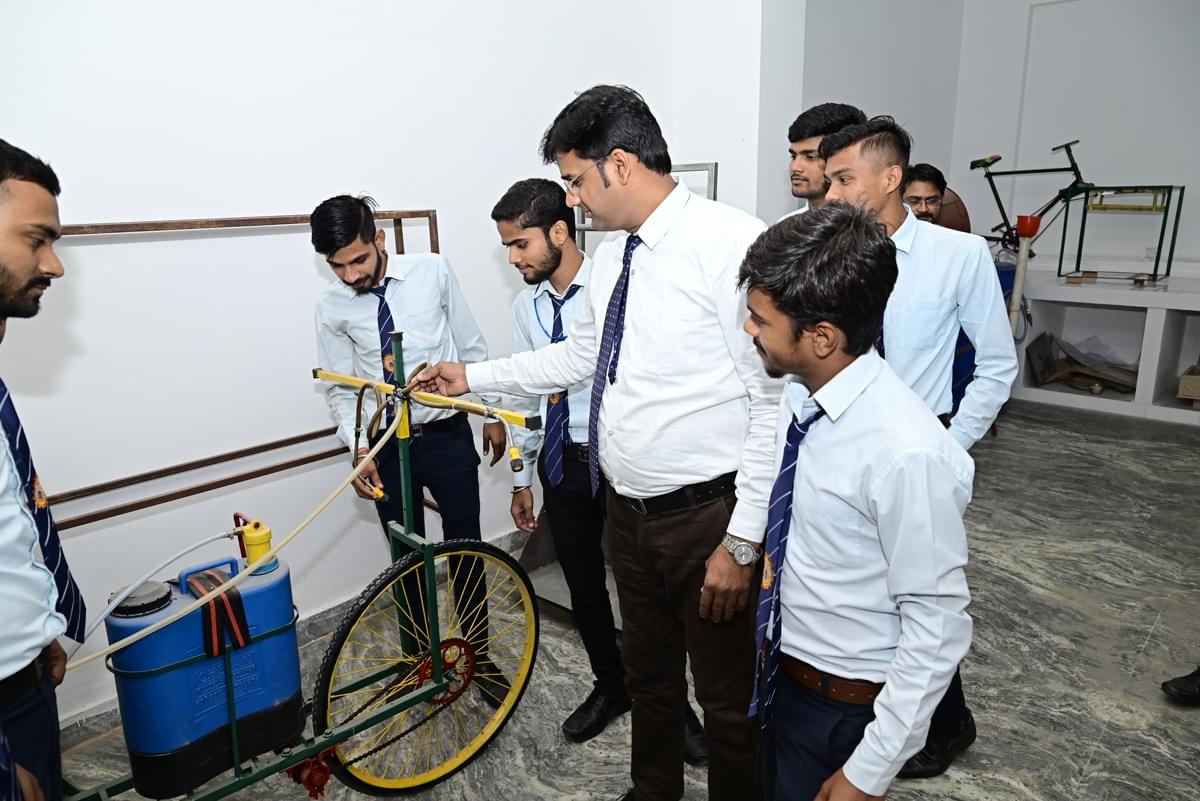 Bansal Institute of Engineering and Technology Lucknow Labs & Library photo 24