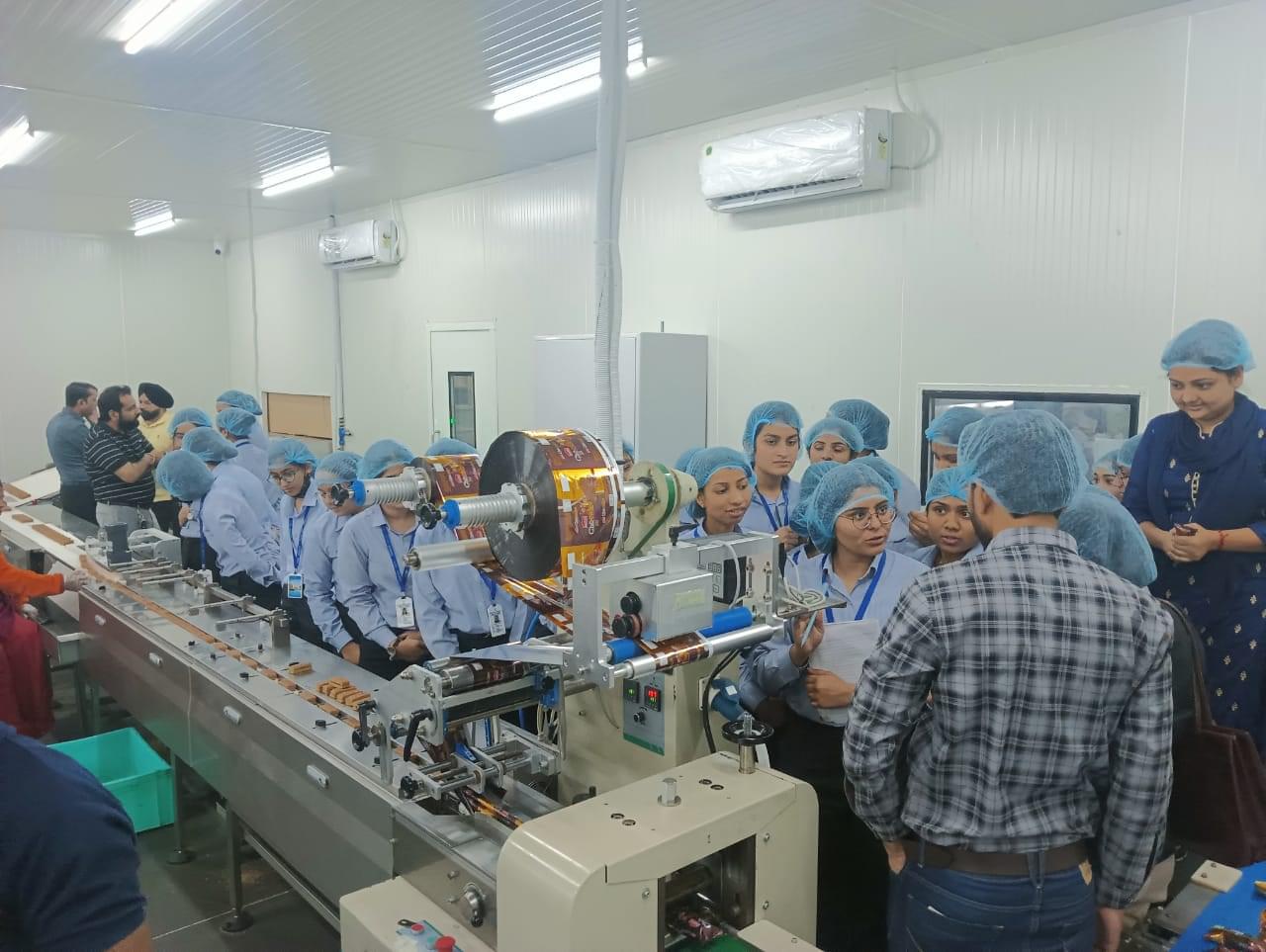 Shri Vaishnav Institute of Management and Science Indore Extra Curriculum Activity photo 3