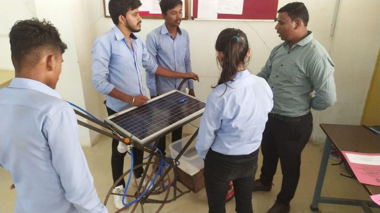 Arvind Gavali College of Engineering Satara Extra Curriculars photo 37