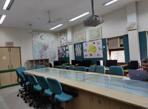 Shaheed Bhagat Singh Evening College campus photo 5