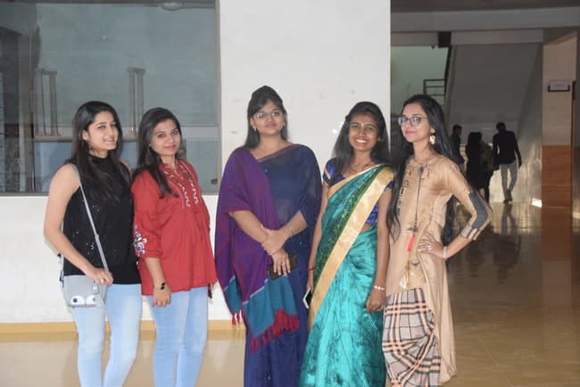 Gardi Vidyapith Rajkot Alumni Meet photo 10