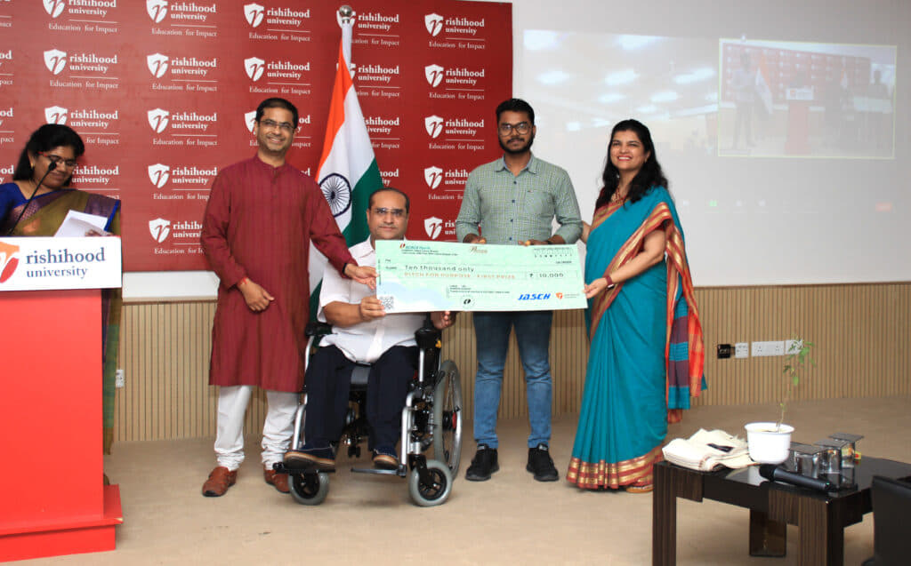 Rishihood University Sonepat Pitch for the purpose – Award ceremony By SoEn photo 6