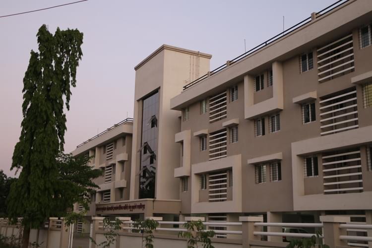 Tuljaram Chaturchand College of Arts, Science & Commerce Baramati hostel photo 13