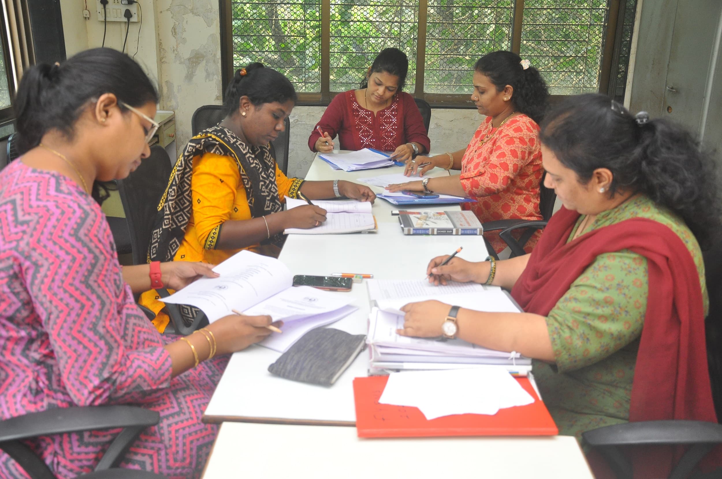 Amar Shaheed Hemu Kalani Yadgar Mandal (ASHKYM) Class-Room photo 2