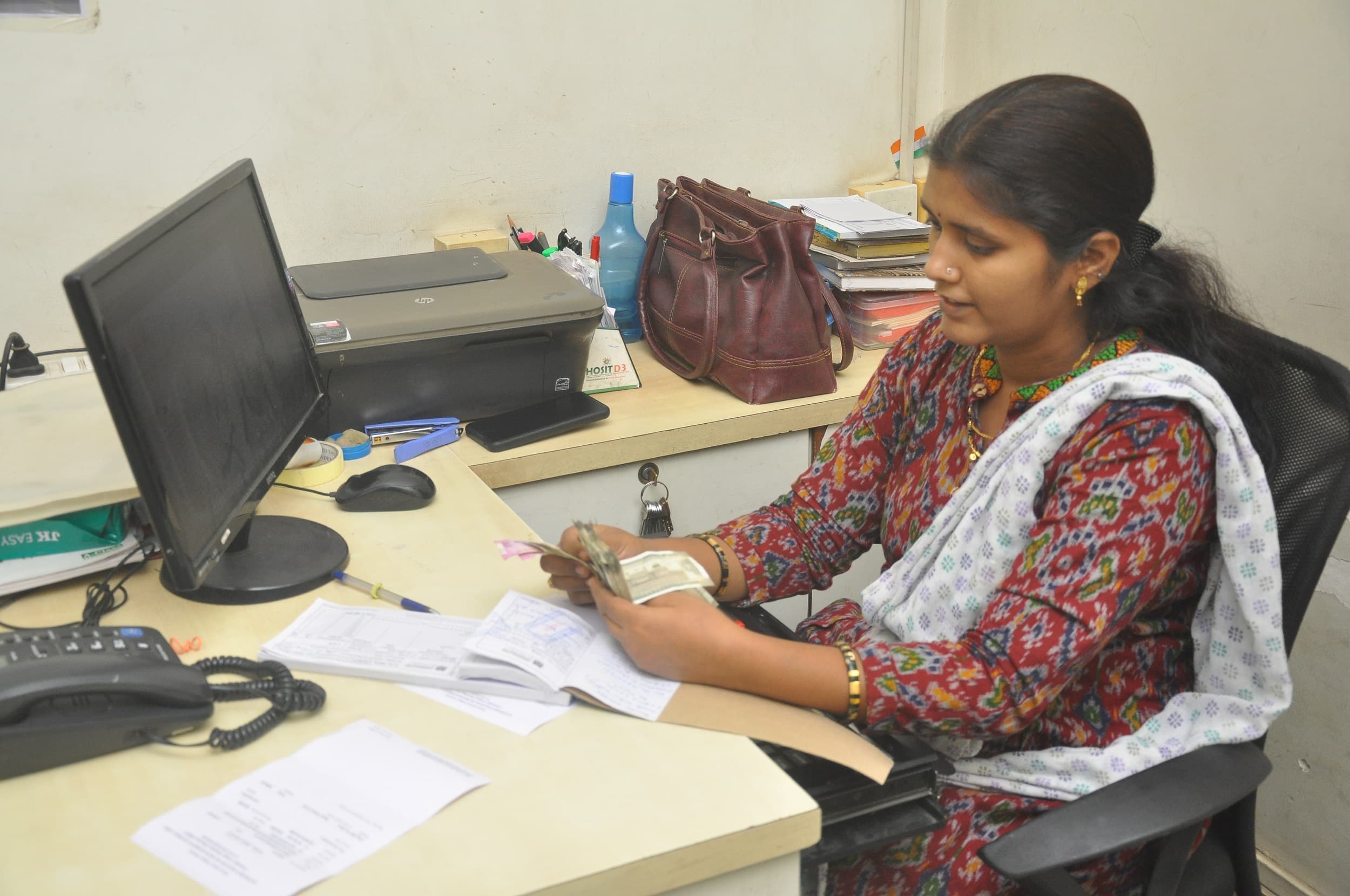 Amar Shaheed Hemu Kalani Yadgar Mandal (ASHKYM) Class-Room photo 1