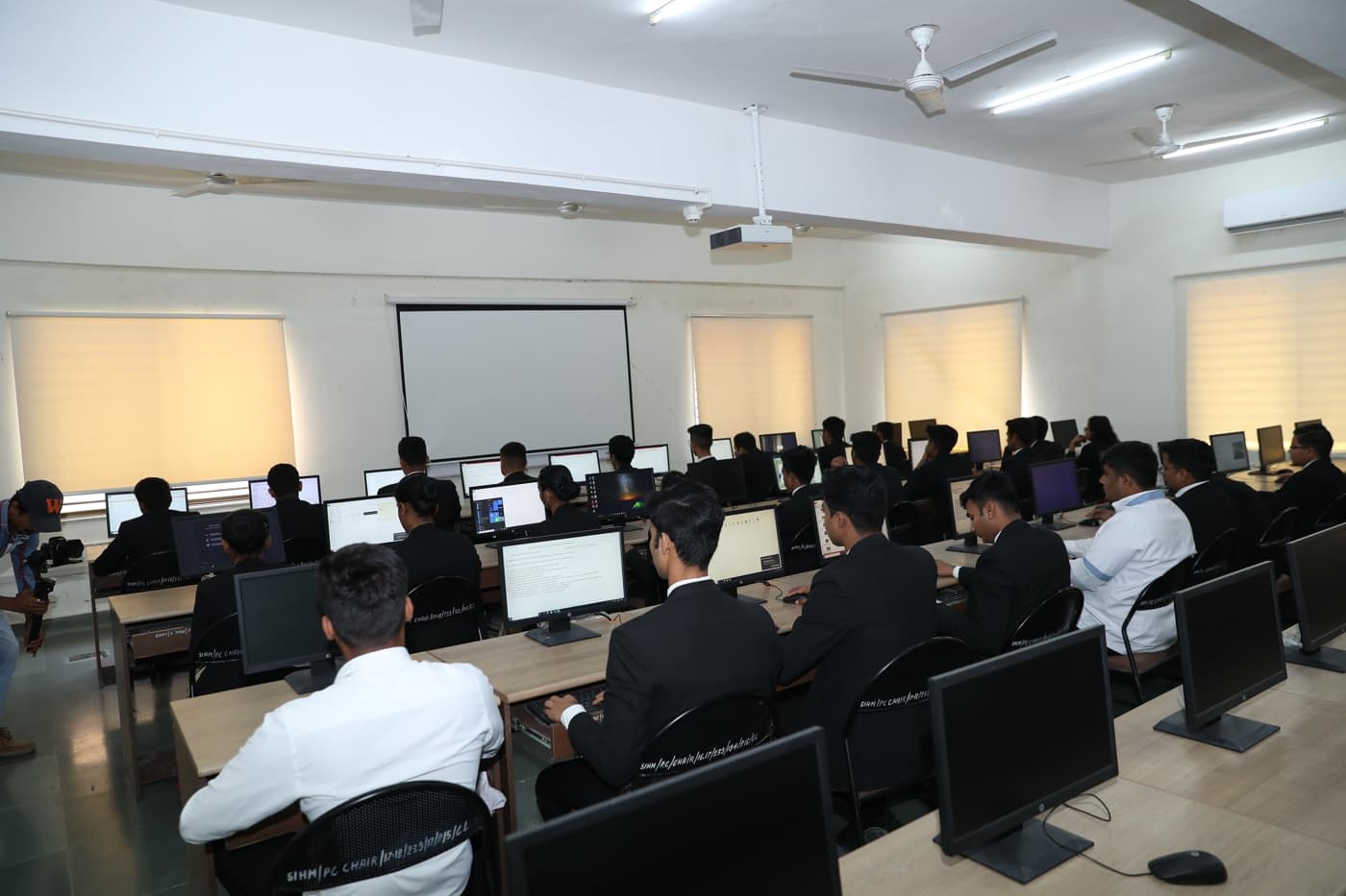 State Institute of Hotel Management Sidhpur Library and Computer Lab photo 42