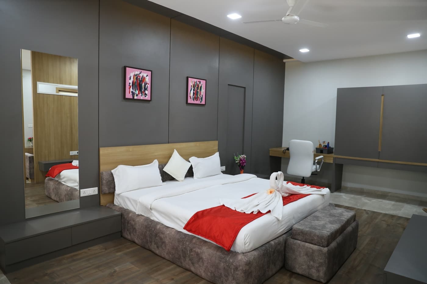 State Institute of Hotel Management Sidhpur Housekeeping Room photo 10