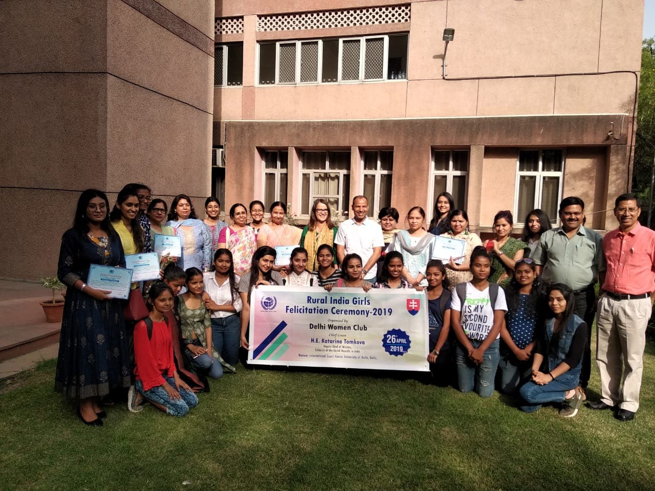 Aditi Mahavidyalaya Event photo 11