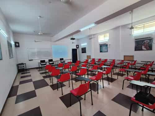 Rungta Private ITI Bhilai Industrial Visit photo 4