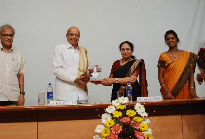 Smt Bakul Tambat Institute of Nursing Education Pune Campus Events photo 11