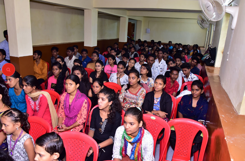 Swaraj College of Arts, Commerce and Science Pune Students Life photo 1