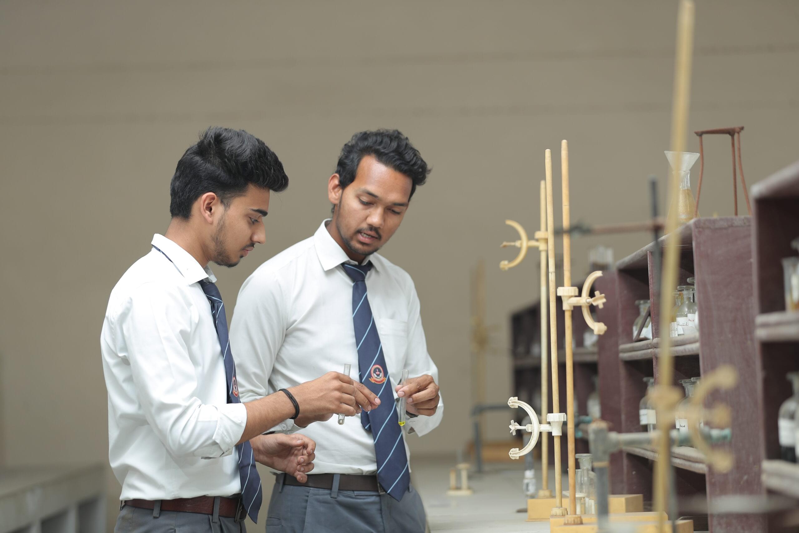 Shri Girraj Maharaj College Mathura Campus photo 5