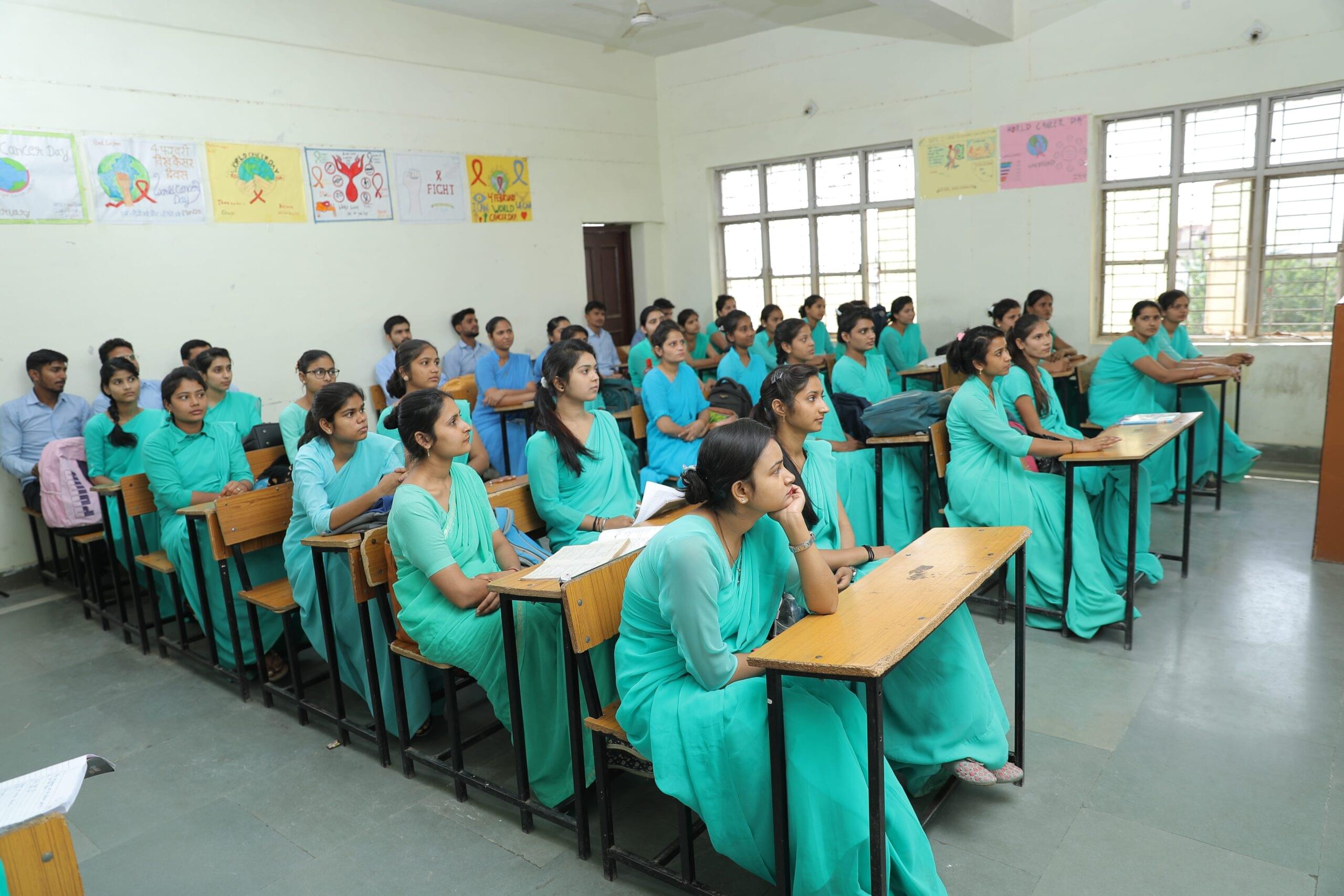 Shri Girraj Maharaj College Mathura Campus photo 13