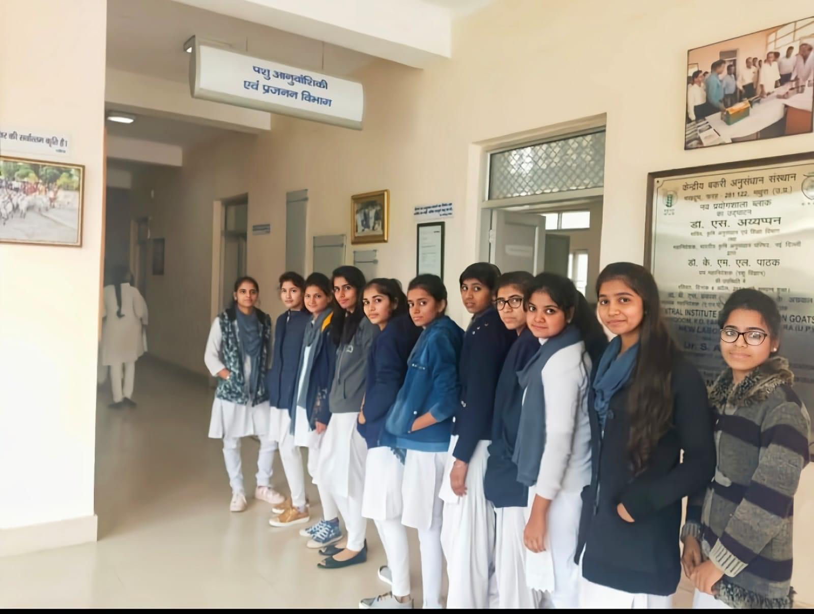 Shri Girraj Maharaj College Mathura Training & Placement photo 7