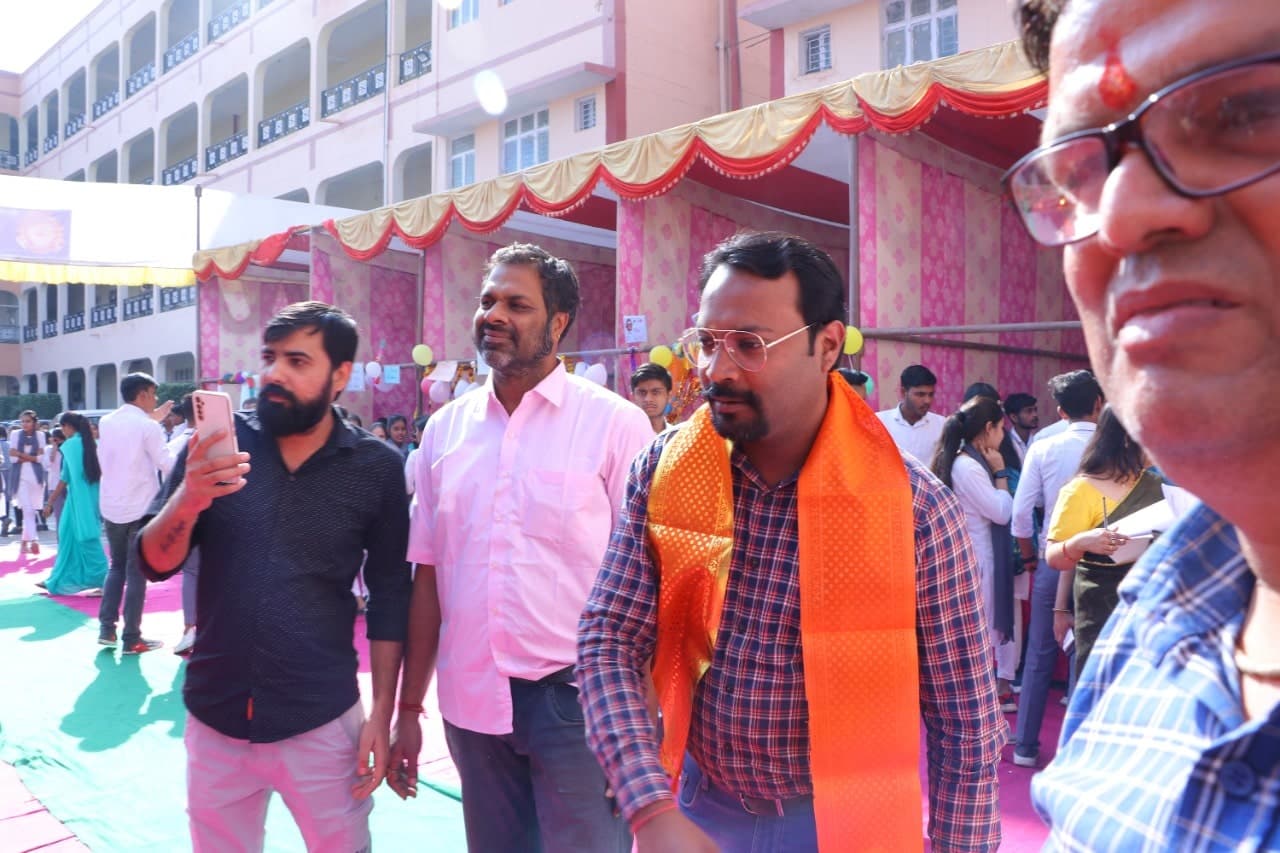 Shri Girraj Maharaj College Mathura Children Day photo 8