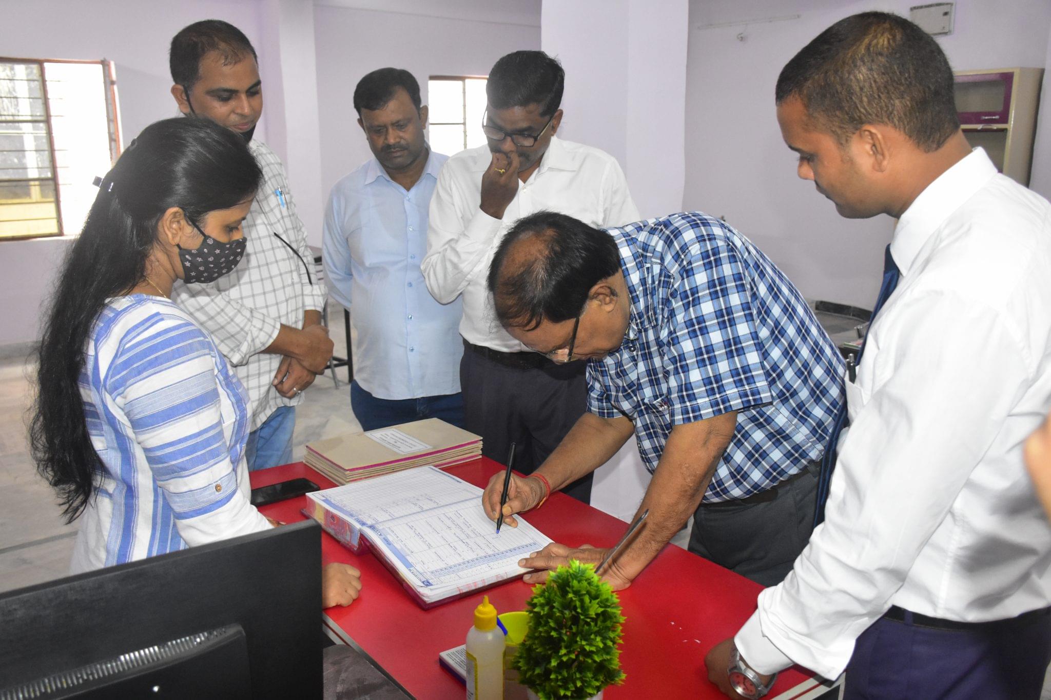 Gurudeo Paramedical College Patna Some Moments photo 9